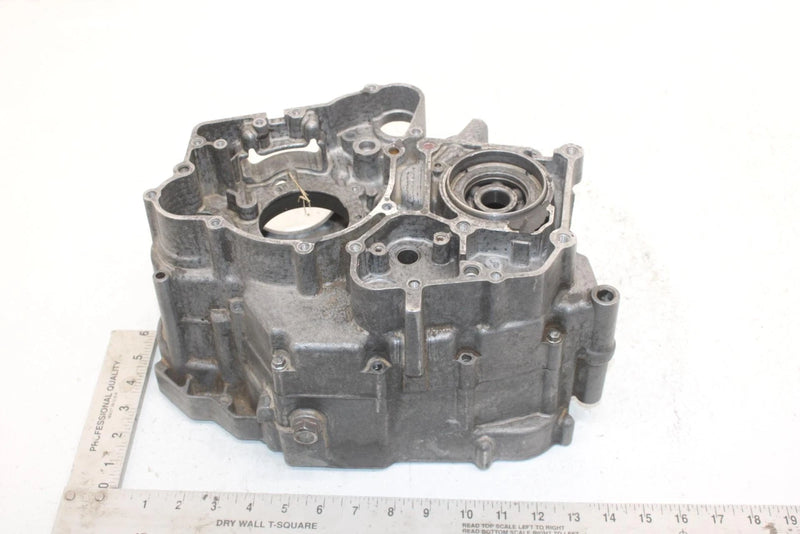 1996 Kawasaki Bayou 300 Oem Crankcase 14001-5323 AK25