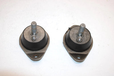 1996 Polaris Sl 700 Oem Engine Mount Pair 3110055 JP34