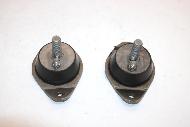 1996 Polaris Sl 700 Oem Engine Mount Pair 3110055 JP34