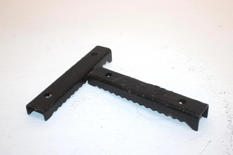 2005 Arctic Cat 500 4x4 Oem Footpeg Pair 5506-497 AA1