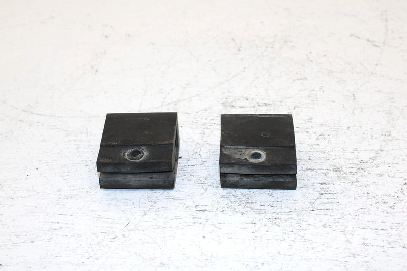 2006 Polaris 600 Fusion Oem Rear Bump Stop Pair 5521498 SP31