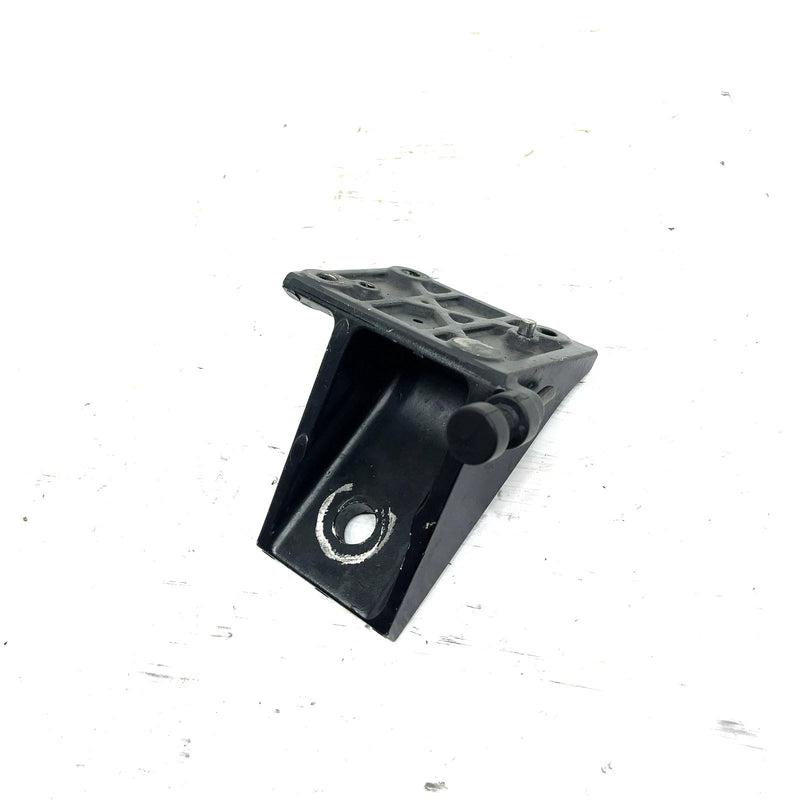 01 Yamaha WaveRunner 1200 OEM Rear Upper Mount Bracket 1 66V-21425-01-8P JY28