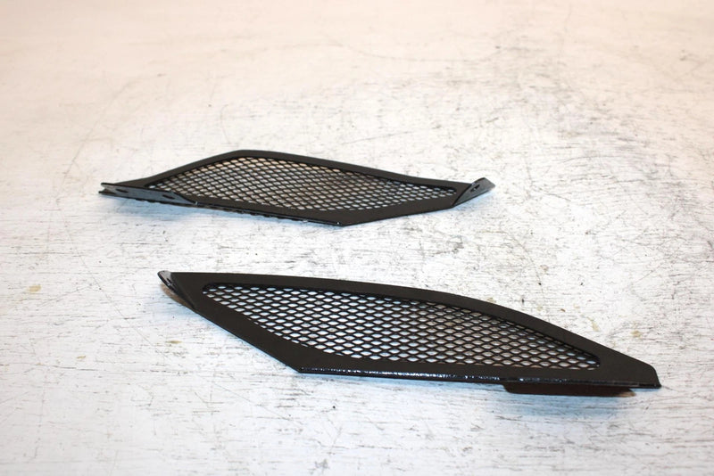 1997 Yamaha Vmax Sx 700 Triple Oem Hood Screen Pair 8CR-77131-00-00 SY10