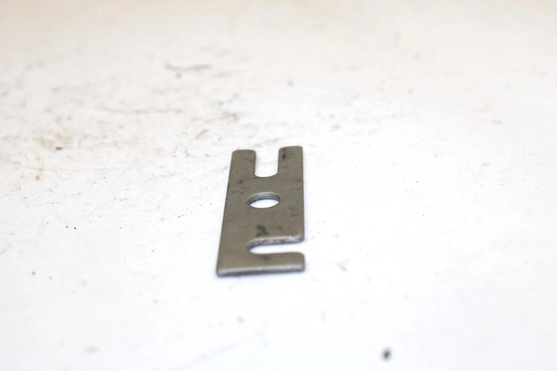 1995 Arctic Cat Monte Carlo 640 Oem Front Storage Catch Shim 0673-429 JA1