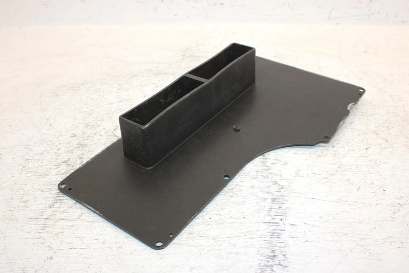 1997 Yamaha Vmax Sx 700 Triple Oem Airbox Plate 8CH-14477-00-00 SY10