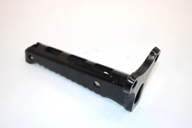 03 Yamaha  Bear Tracker 250 Yfm250xr Oem Footrest 1 4XE-F7411-00-00 Q5501