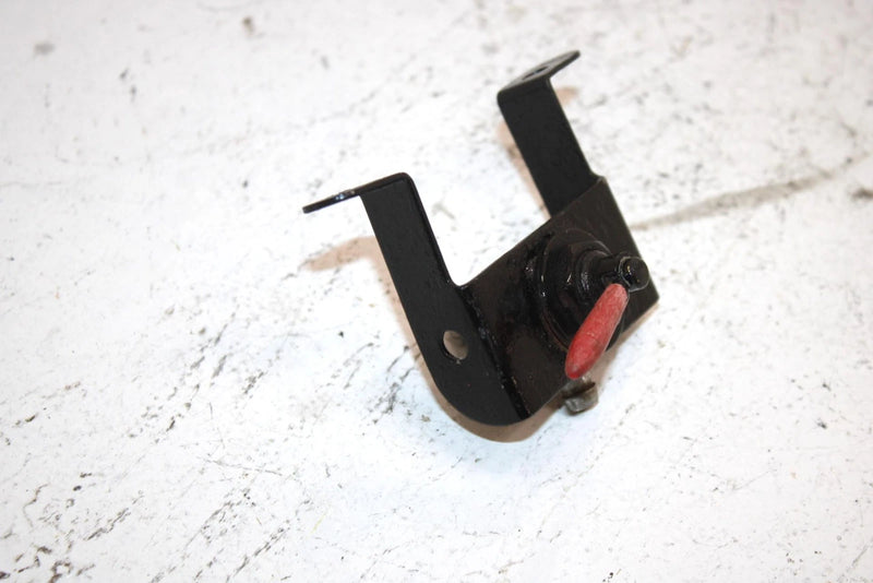 99 Arctic Cat Panther 440 Oem Fuel Shut Off W/Bracket 0670-144 0770-614 SA29