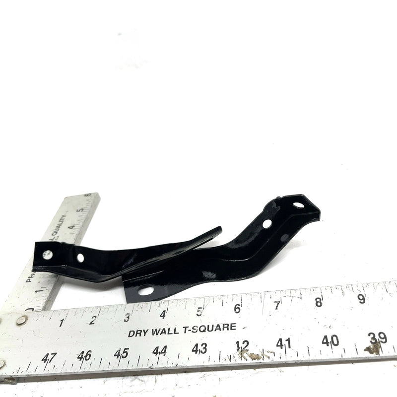 1983 Suzuki ALT125 OEM Front Fender Bracket Set 53243-18901 AS29
