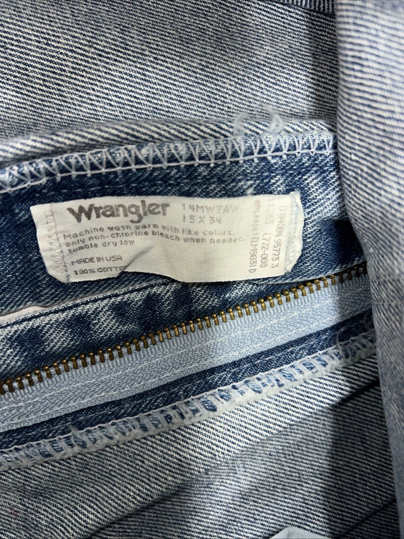 New Men’s Cowboy Cut Slim Fit Wrangler Denim Jeans. 15x34 G-8