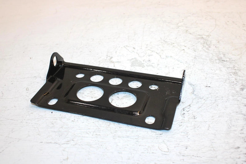 2003 Bombardier Quest 500 Oem Front Diff Mount Bracket 705400068 AB13