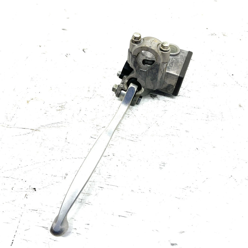 2012 Yamaha Grizzly 550 4x4 OEM Front Brake Master Cylinder 3B4-2583T-13-00 AY65
