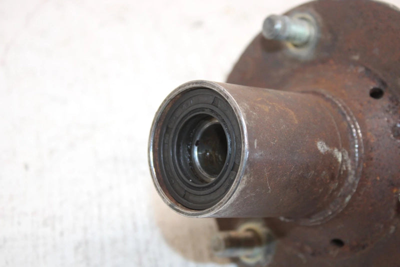 84 Yamaha  Tri Moto 3 Wheeler Oem Front Wheel Hub 29U-25111-00-00 AY21