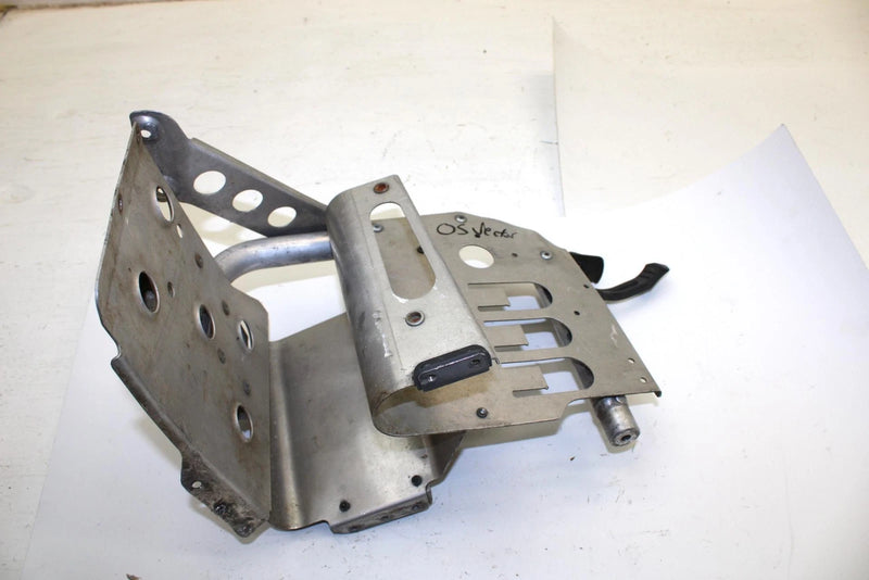 2005 Yamaha Rs Vector Oem Left Foot Rest Foot Well 8FU-21960-01-00 SY104