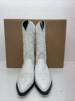 New Women’s White Capezio Cowboy Boots. L 357 8 M. 16-12