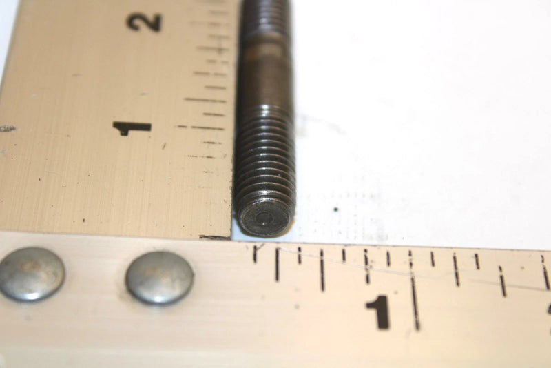 Ski-doo OEM Crank Case Lower Stud 420840010 Q3725