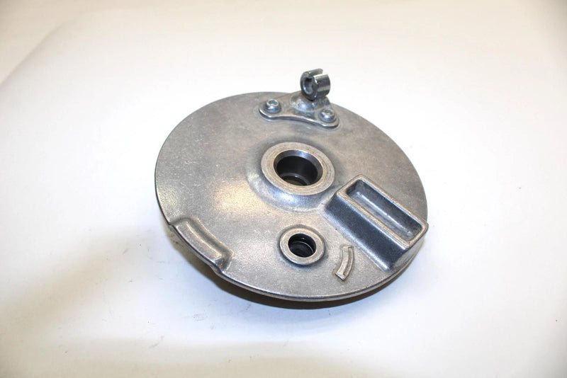 1988 Yamaha  Moto 4 Oem Front Right Backing Plate 2HT-25169-00-00 AY31