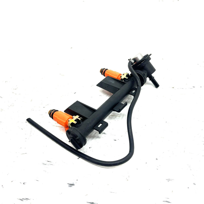 2004 Polaris MSX 110 OEM Fuel Rail 0451938 JP42