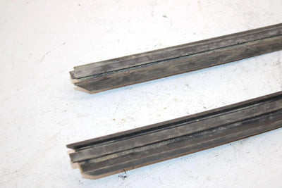 89 Polaris 500 Oem Rail Slider Pair 5521320 SP133