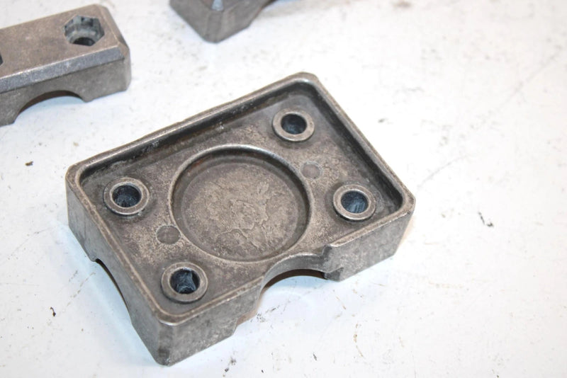 94 Arctic Cat Ext 580 Efi Oem Handebar Mount 0105-351 0105-350 Q3616
