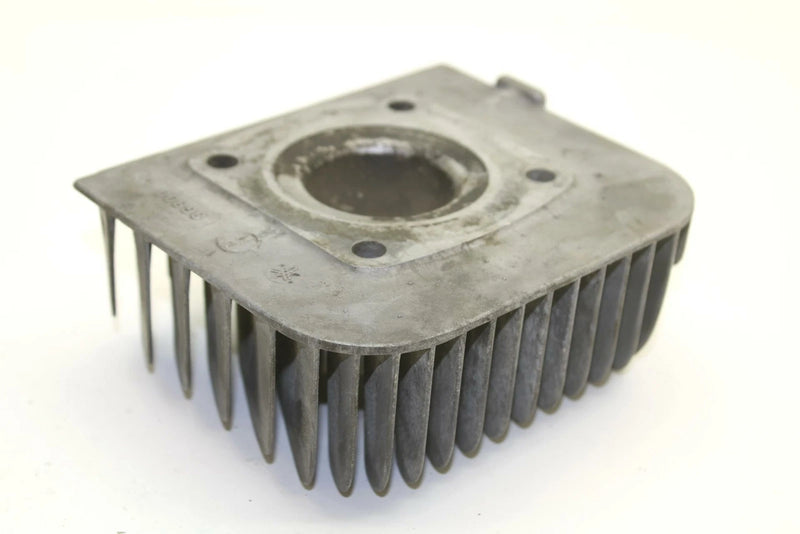 Yamaha OEM Engine Motor Left Cylinder Head 8g8-11111-00-00 SY45