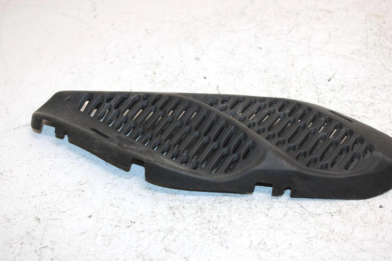 02 Ski-doo Grand Touring 500 Oem Side Hood Grill Set 517302034 517302036 SS24