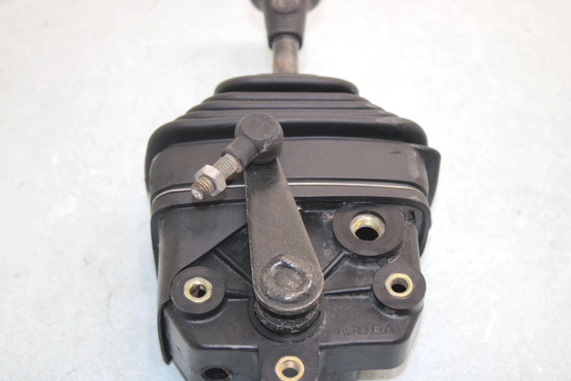 05 Yamaha  Bruin  4wd Hunter  Oem Gear Shifter 5UH-18300-00-00 AY38