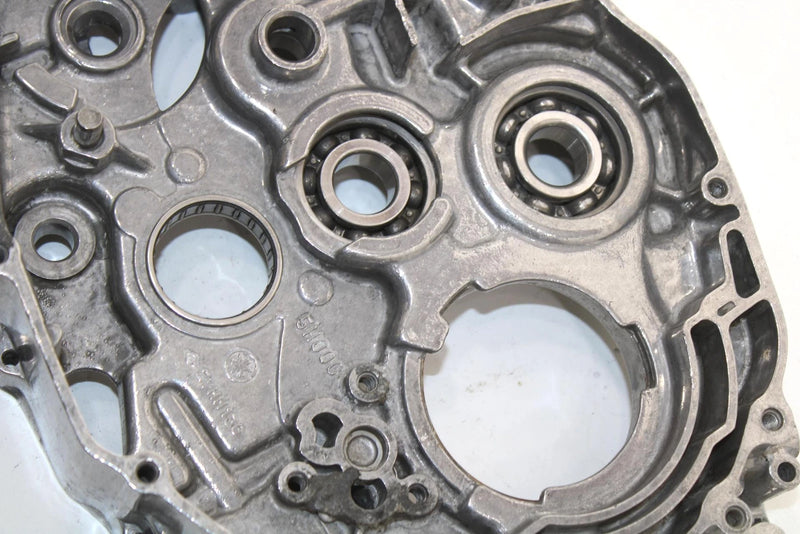1985 Yamaha  Moto 4 Oem Engine Right Crankcase Half 52G-15100-00-00 AY40