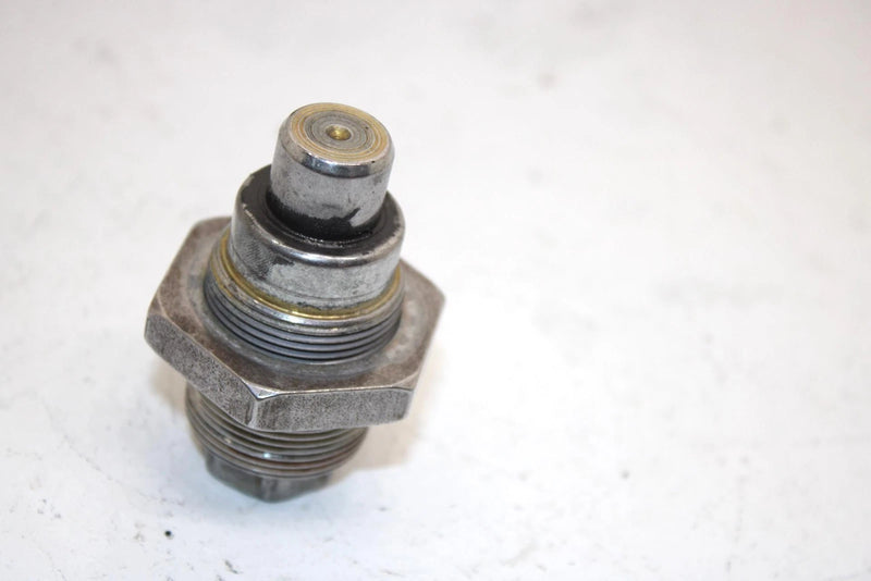 03 Bombardier Quest 650 Oem Left Pivot Bolt 706000093 AB1.1