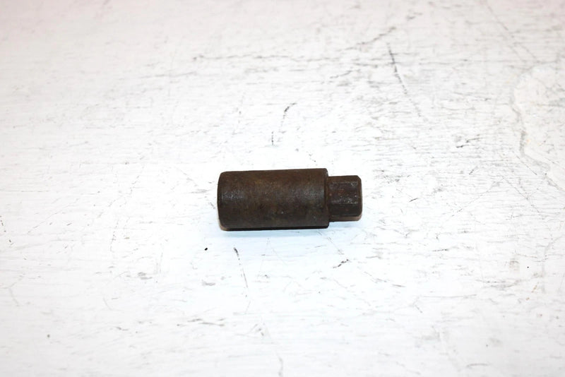 1998 Yamaha  Grizzly Oem Cylinder Nut 90179-10021-00 AY49