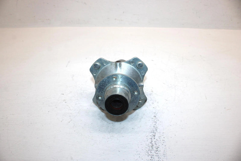 1984 Honda Atc 200 Esa Oem Front Wheel Hub 44610-VM4-000 AH60