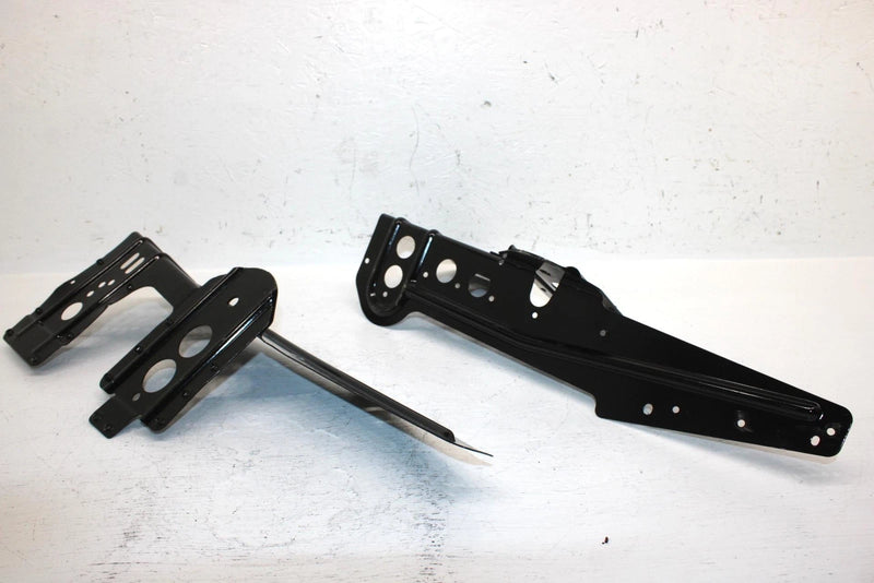 2002 Ski-doo Mxz 500 Oem Frame Support Set 518322742 518323318 SS16