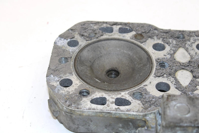 98 Polaris 500 Oem Cylinder Head 3085584 SP179