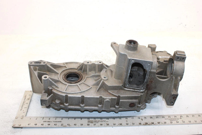 2001 Polaris Sportsman 400 Oem Transmission Case W/Cover  3233776 AP178