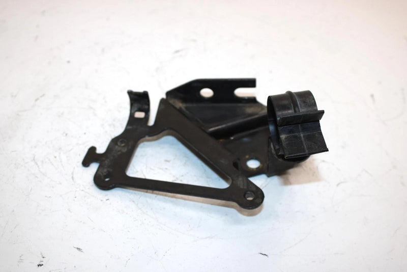16Can-am OutlanderLMax 450 Efi Dps Oem RightPowerSteeringBracket 709400994 AB5