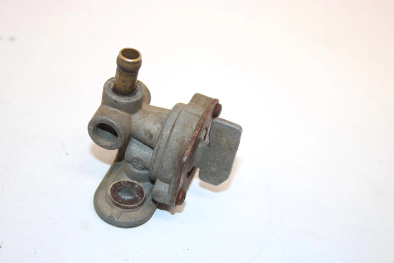 93 Yamaha  Big Bear 350 Yfm350fwe 4x4 Oem Fuel Cock Assy 2HR-24500-01-00 AYS