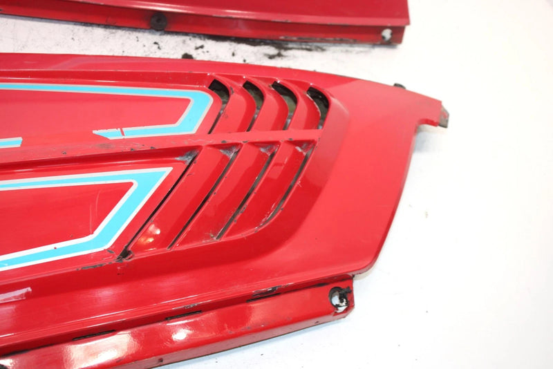 94 Polaris 440 L/c Oem Side Panel Set 2610008-177 5431742-177 SP53