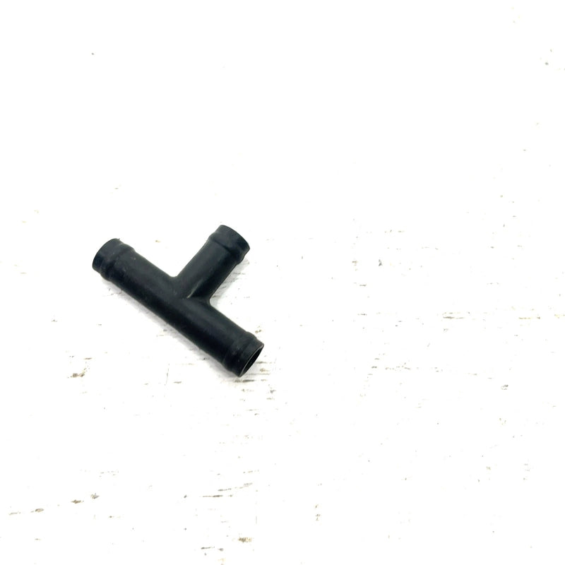 88 Honda FourTrax 300 TRX300FW 4x4 OEM 3 Way Breather Joint 15772-376-000 AH89