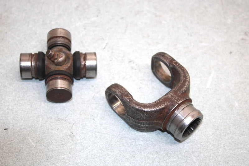 03 Yamaha  Kodiak 450 Awd Oem Front Cross Joint 5KM-46107-00-00 AY44