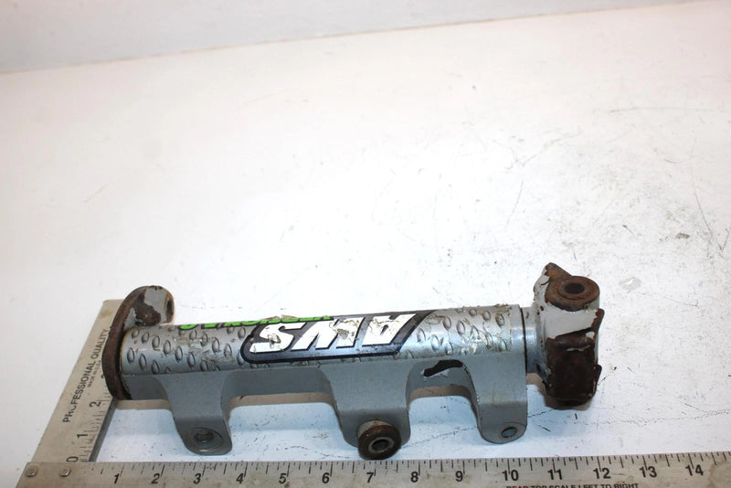 03 Arctic Cat Mountain Cat 900 Oem Left Steering Knuckle 1703-077 SA247