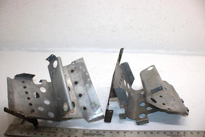 92 Polaris Indy 440 Oem Footrest Set 2200250 2200254 SP48
