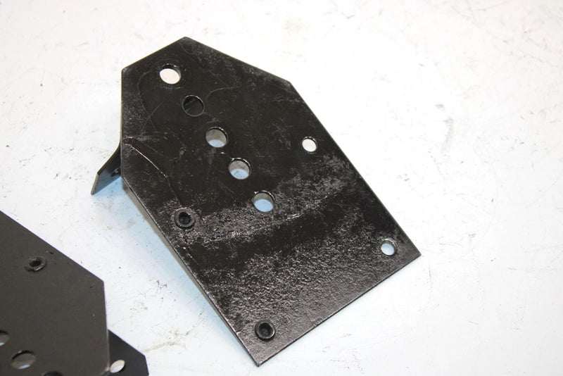 90 Polaris 650 Oem Rear Suspension Mounting Bracket Pair 1011750-067 SP209