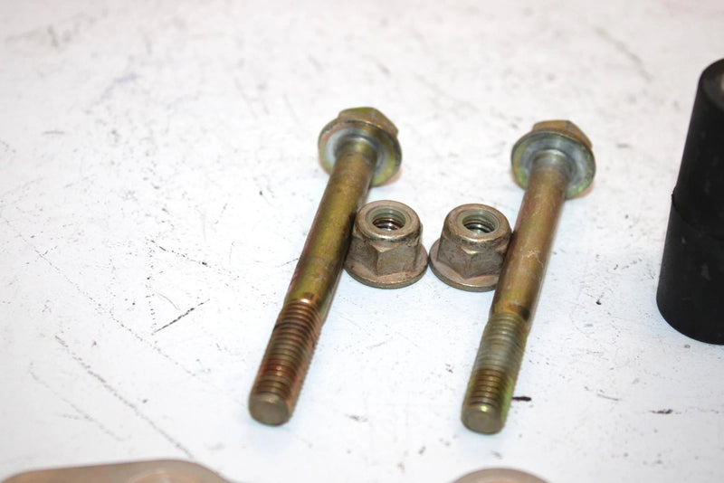 14 Can-am Outlander Max 400 Efi Oem Steering Post Bushing Set 709400471 AB6