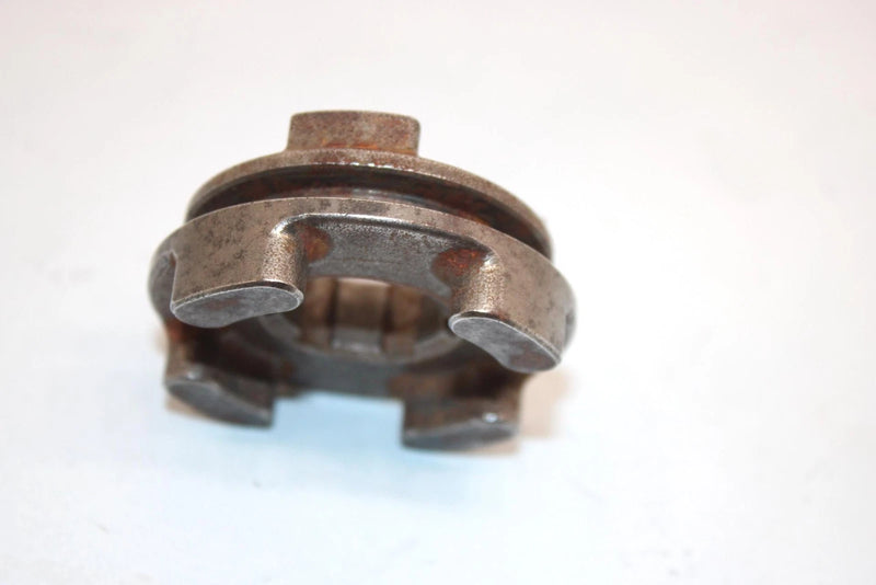 02 Yamaha  Big Bear 400 4x4 Oem Clutch Dog 4KB-17285-00-00 AYS