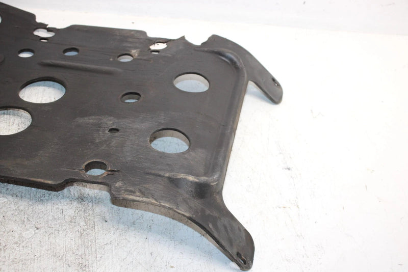 2001 Polaris Magnum 325 Oem Center Skid Plate 5435005 5433435 AP30