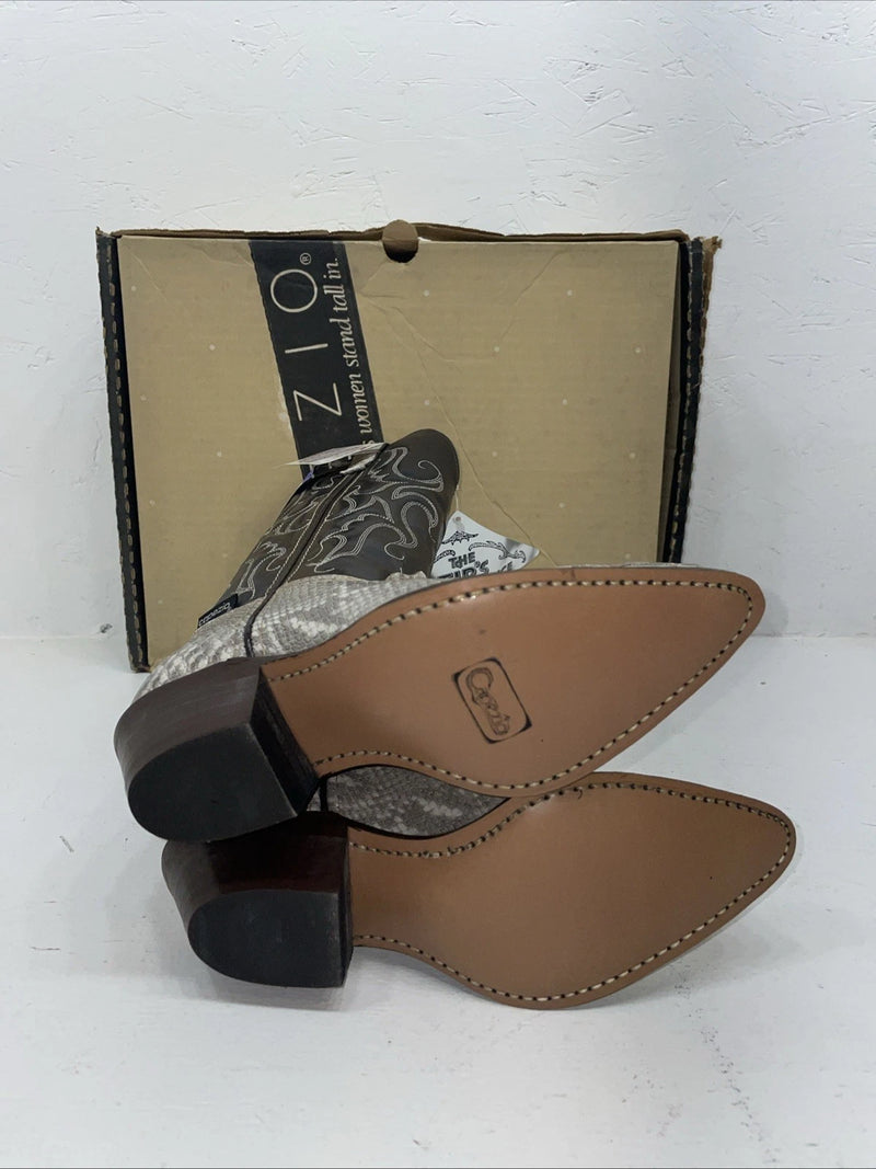 New Women’s Gray Snake Skin Capezio Cowboy Boots. L 421 5 M. 2-39