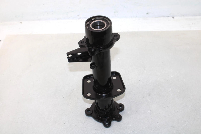 2003 Suzuki Lt-f400f Oem Right Axle Housing 61300-38F00 61300-38F10 AS23
