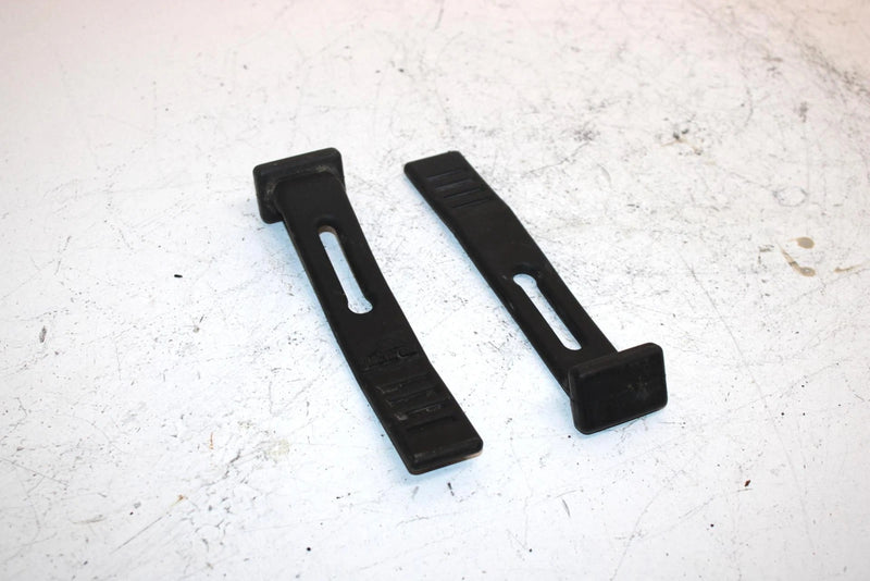 01 Arctic Cat Zr 600 Efi Oem Airbox or Hood Strap Set 1606-067 Q4556