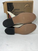 New Women’s Cream Lace Up Laredo Cowboy Boots. 121 6 M. 19-17