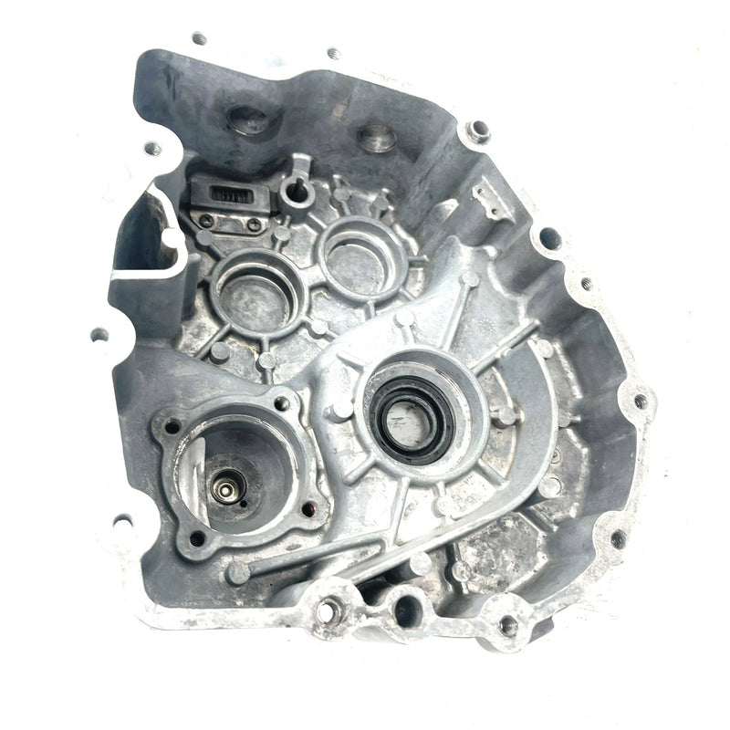 99-02 Polaris Xplorer 400 OEM Transmission Case Assembly 3234036 AP240
