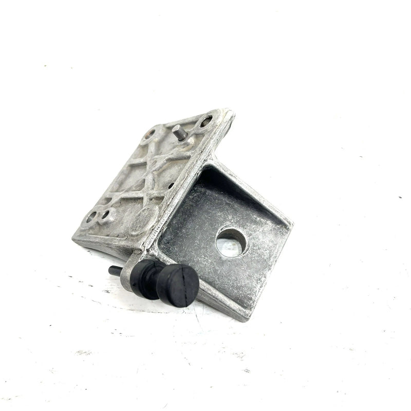 02-03 Yamaha WaveRunner XLT1200 OEM Right Rear Engine Mount 68N-21426-00-8P JY30